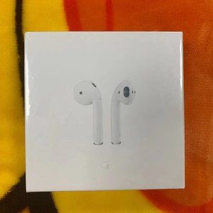 Pure white apple earphones Airpods 2nd Gen